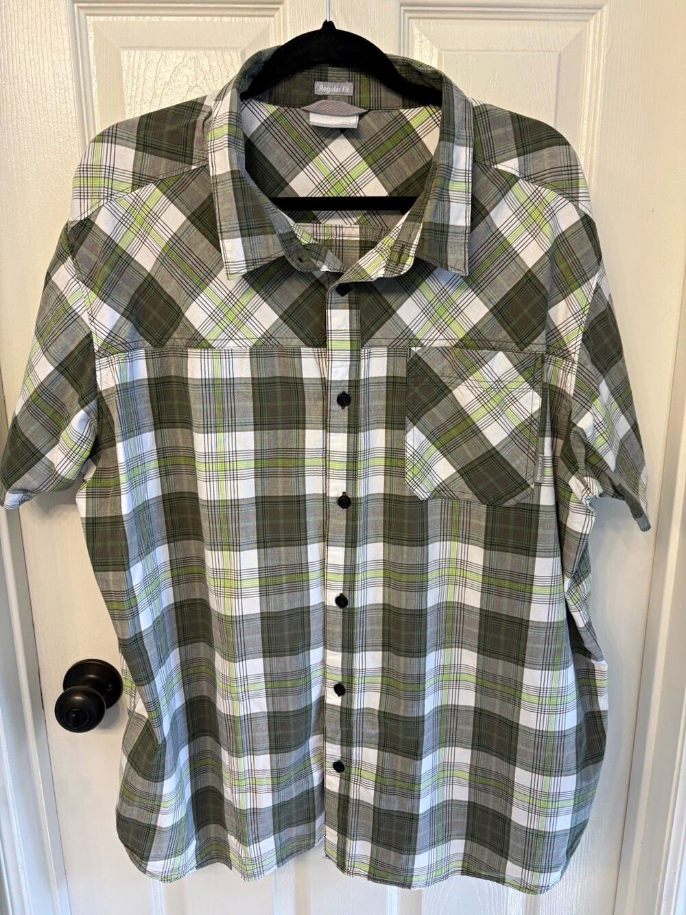 Columbia Men’s 2XL Big & Tall Gray White Green Plaid Cotton Short Sleeve Shirt